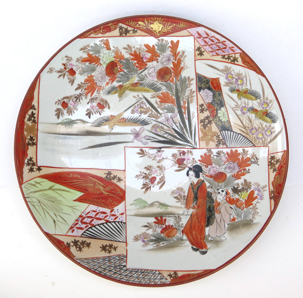 Tallrik, porslin, Kutani, Japan, Meiji/Taishô, dekor i Imarifärger, diameter 30 cm