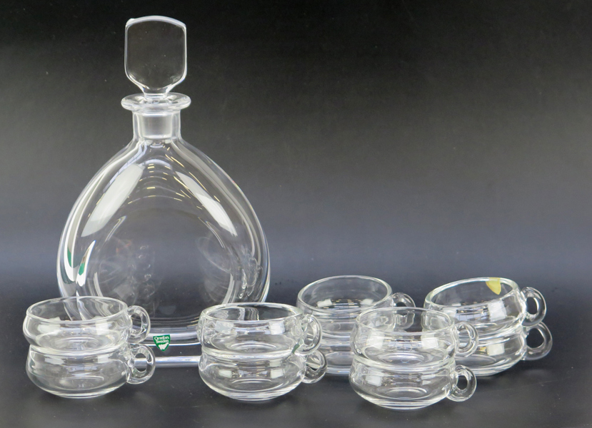 Parti glas, Orrefors, 11 delar, karaff med propp samt 10 punschmuggar, höjd 3-25 cm_30783a_8db97f0ceab9f5f_lg.jpeg