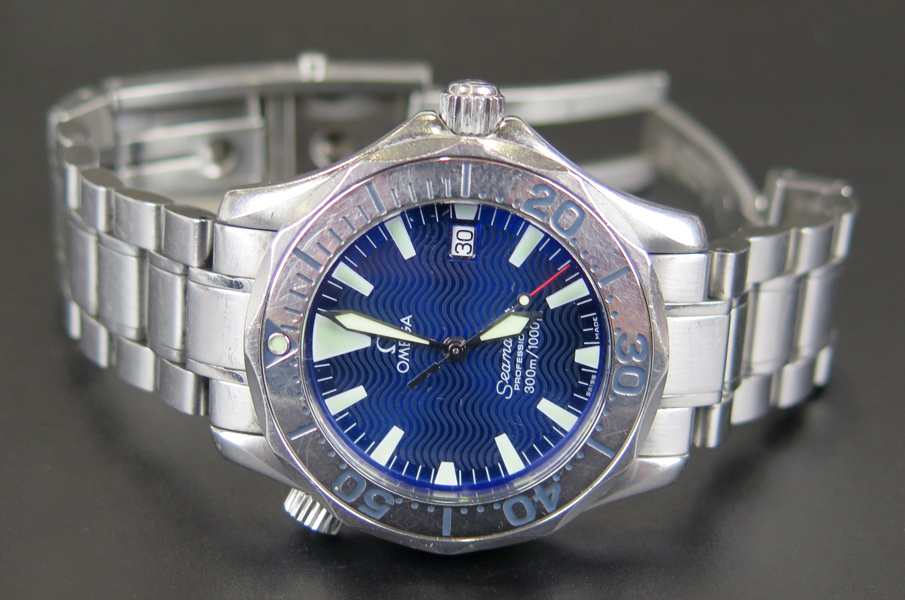 Damarmbandsur, rostfritt stål, Omega Seamaster, Professional Midsize, inköpt 2010, medföljer dokumentation_31168a_8dba3de6d31cc38_lg.jpeg