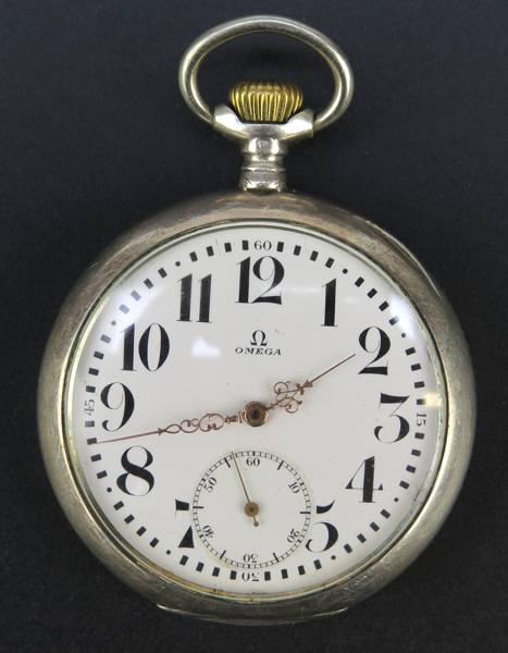 Herrfickur, silver, Omega, 1900-talets början, diameter 54 mm