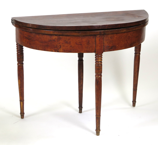 Spelbord, bonad björk och masurbjörk, biedermeier, 1800-talets 1 hälft, b 100 cm, brukslitage