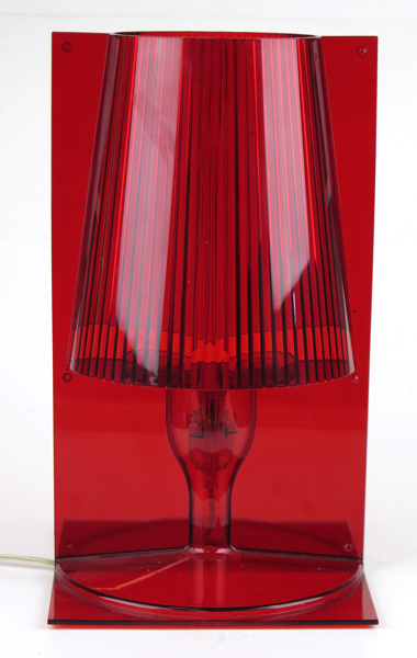 Laviani, Ferruccio för Kartell, bordslampa, röttt plexiglas, ”Take”, h 31 cm