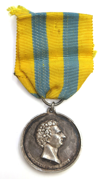 Medalj, silver, Karl Johansmedaljen av 1854 i 7,5 storleken (31 mm) med originalband, _33a_8d80bcf8e55b187_lg.jpeg