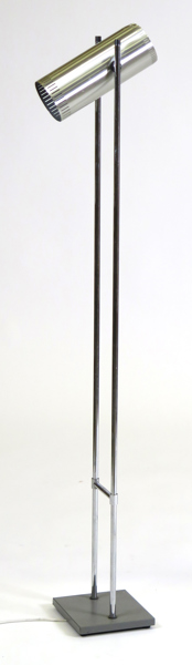 Hammerbord, Jo för Fog & Mørup, golvlampa, järn, stål och aluminium, "Trombone", design 1´968, h 135 cm, smärre bucklor_33441a_8dbe1135185320a_lg.jpeg