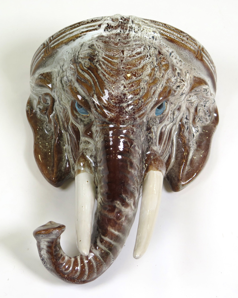 Väggkruka, glaserat stengods, i form av elefanthuvud, h 35 cm_33671a_8dbe45a860bea7d_lg.jpeg