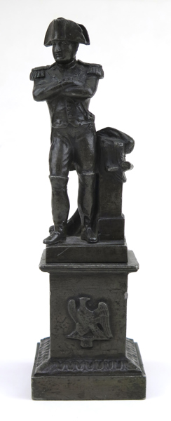 Skulptur, patinerad metall, sannolikt så kallad Grand Toursouvenir, stående Napoleon I, h 23 cm_34160a_lg.jpeg