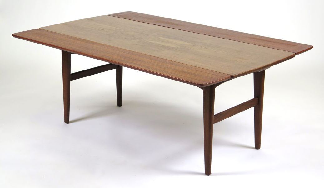 Okänd dansk designer, 1950-60-tal, soffbord med 2 utdragbara sidoskivor, teak, l 145 cm