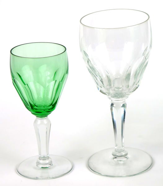 Okänd designer för Kastrup, glasservis, 31 delar, "Windsor", design 1930, 15 röd- och 16 vitvinsglas, h 14 respektive 16,5 cm