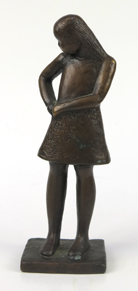 Larson, Lisa för Galerie Scandia, skulptur, brons, ”Tonåring”, signerad och numrerad No 502, h 27 cm_36543a_8dc2e3429fca0d9_lg.jpeg