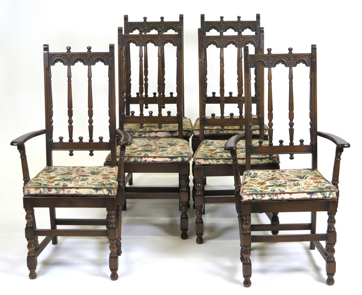 Ercolani, Lucian Randolph för Ercol, England, stolar, 4 st samt armstolar, 1 par, skuren och bonad alm, så kallade "Yorkshire Colonial Dining Chairs", etikettmärkta_36691a_lg.jpeg