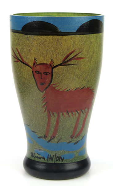 Hydman Vallien, Ulrica för Kosta Boda Artist Collection, vas, bemålat glas, "Nevada", design 1994, signerad, h 29 cm_37124a_8dc3f868c24c7c0_lg.jpeg