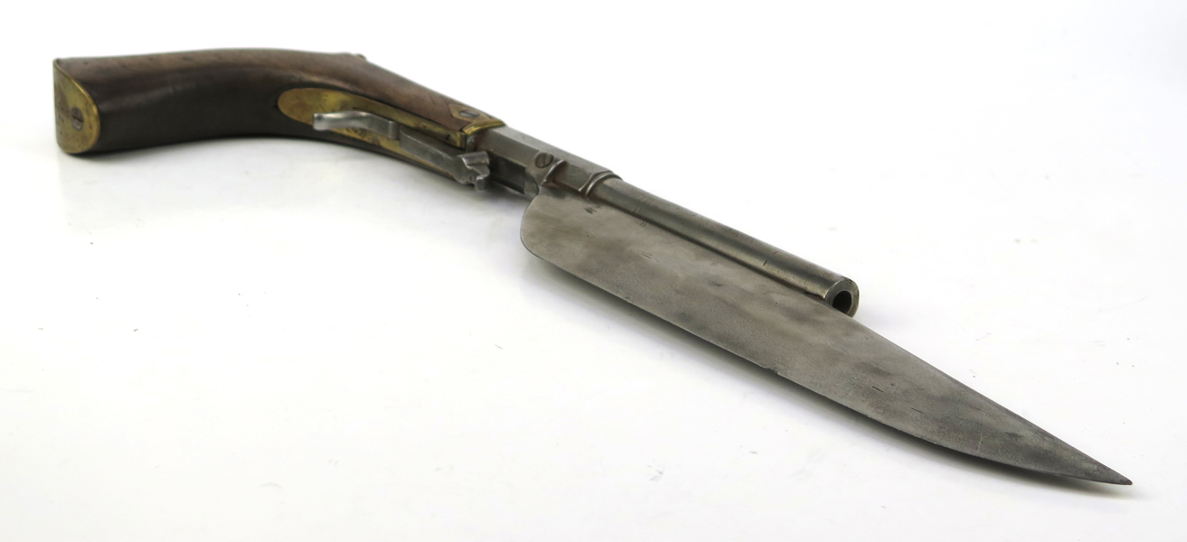 Svärdpistol, stål med valnötskolv, enkelpipig, signerad C (Calvin) Oak & Son (verksamma i Jacksonville, Florida, 1800-talets 2 hälft, längd 63 cm_37145a_lg.jpeg