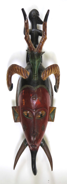 Mask, skuret trä, så kallad Kpelie, Senufo, Elfenbenskusten, 1900-talets 2 hälft, h 79 cm