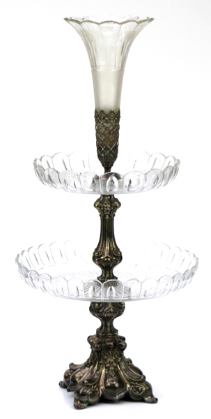 Bordsuppsats, nysilver och glas, 1900-talets början, h 55 cm