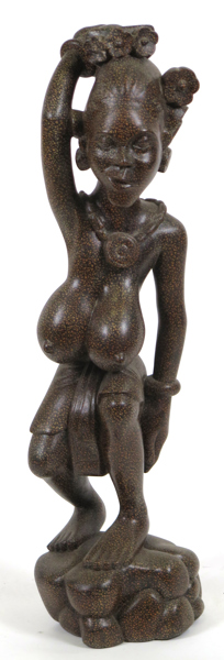 Okänd balinesisk konstnär, skulptur, skuret och bemålat trä, stående kvinna, h 95 cm_37946a_8dc54b793c09be2_lg.jpeg