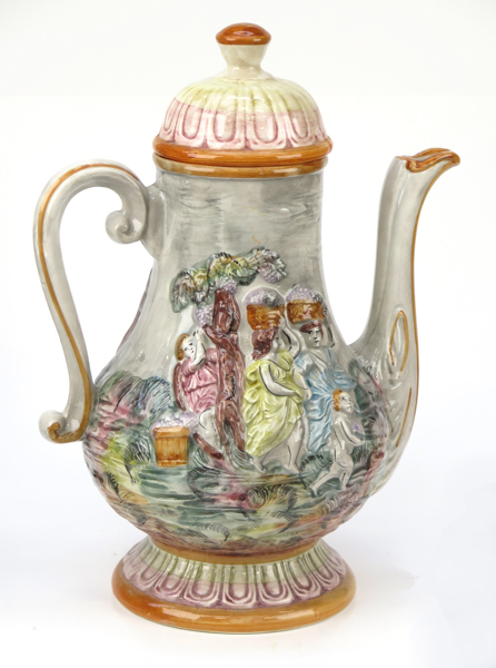 Kanna, fajans, Capodimonte, Neapel, 1900-talets 2 hälft, polykrom reliefdekor, h 42 cm_38308a_lg.jpeg