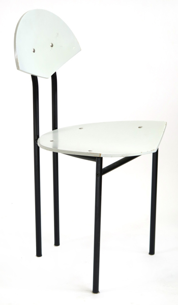Okänd designer, stol, lackerat böjträ och svartlackerad metall, 1980-tal, bruksslitage_38439a_lg.jpeg