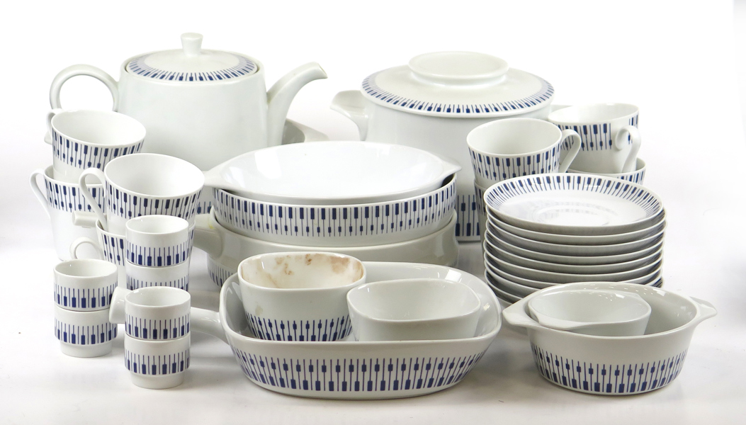 Severin, Bent för Lyngby Porcelain, mat- och kaffeservis porslin, "Tangent", design 1963, ca 25 delar