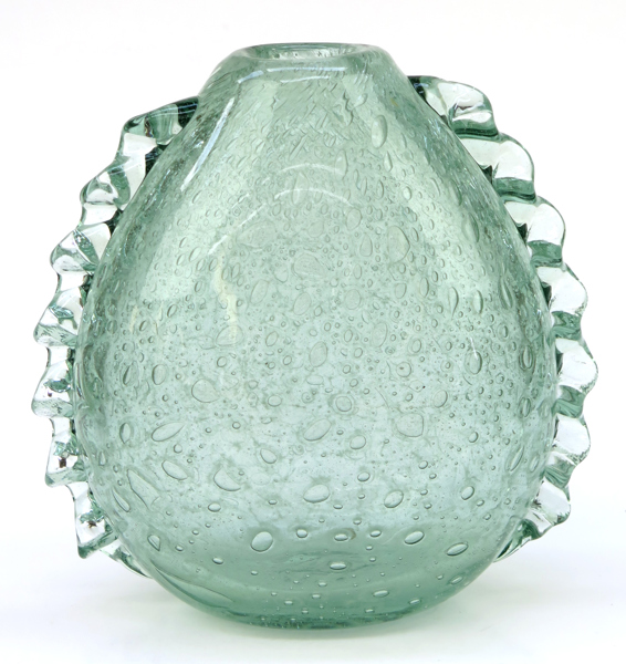 Berglund, Ture för Skansen glas, vas, gröntonad glasmassa, höjd 20 cm