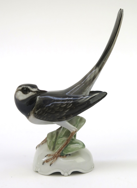 Kärner, Theodor för Rosenthal, figurin, porslin, Sädesärla, polykrom underglayrdekor, h 17 cm