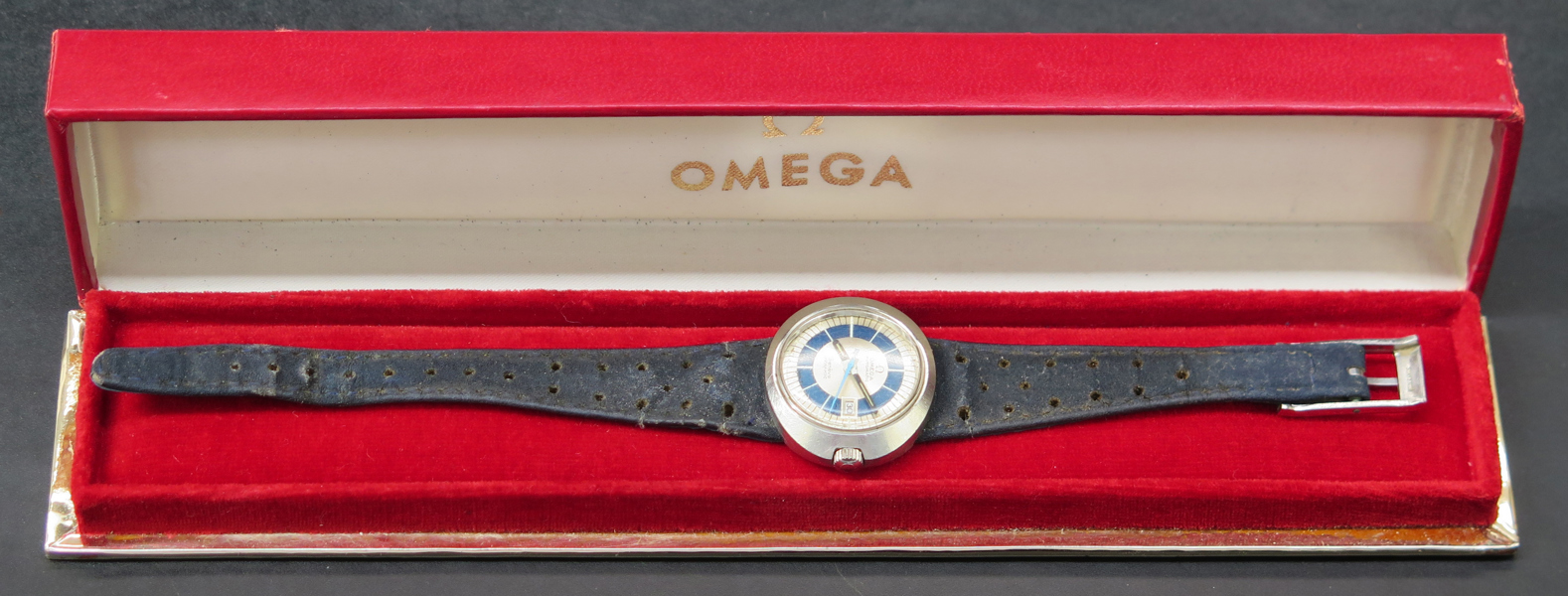 Damarmbandsur, stål, Omega Dynamic Automatic, 33 x 27 mm, i etui