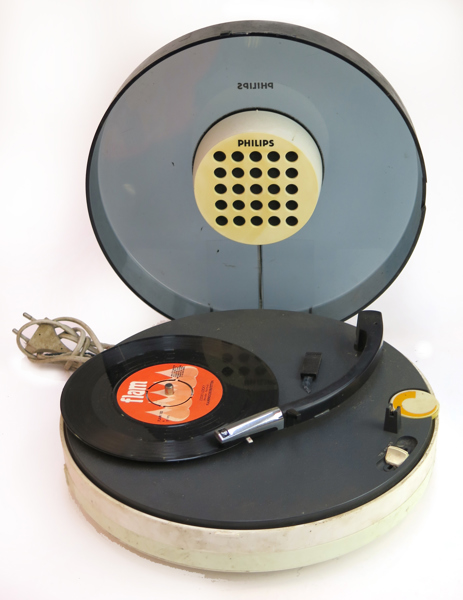 Skivspelare, Philips Space Age UFO turntable 22GF303, 1970-tal, sladd med skada