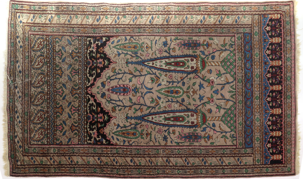 Matta, semiantik Pakistan, 190 x 125 cm, visst slitage