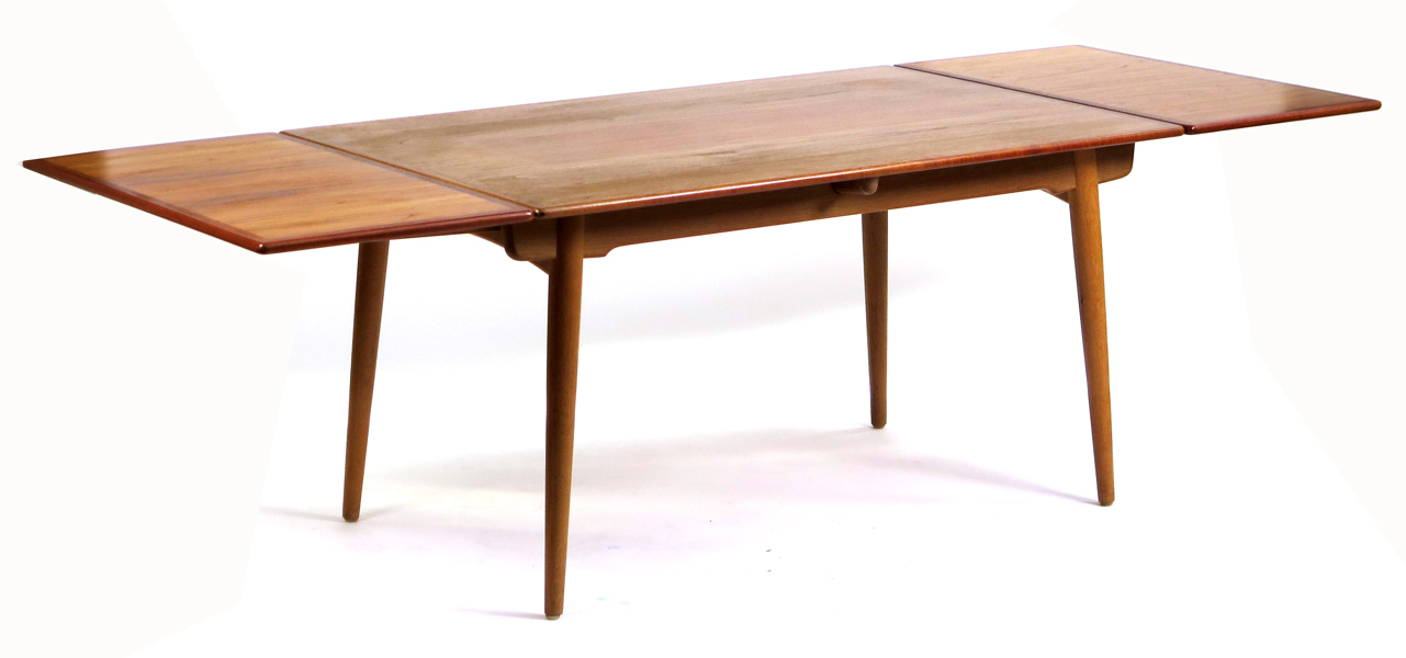 Wegner, Hans J för Andreas Tuck, matbord med 2 tilläggskivor, teak, modell AT-310, design 1952, brännstämplat, totalt 240 x 86 cm