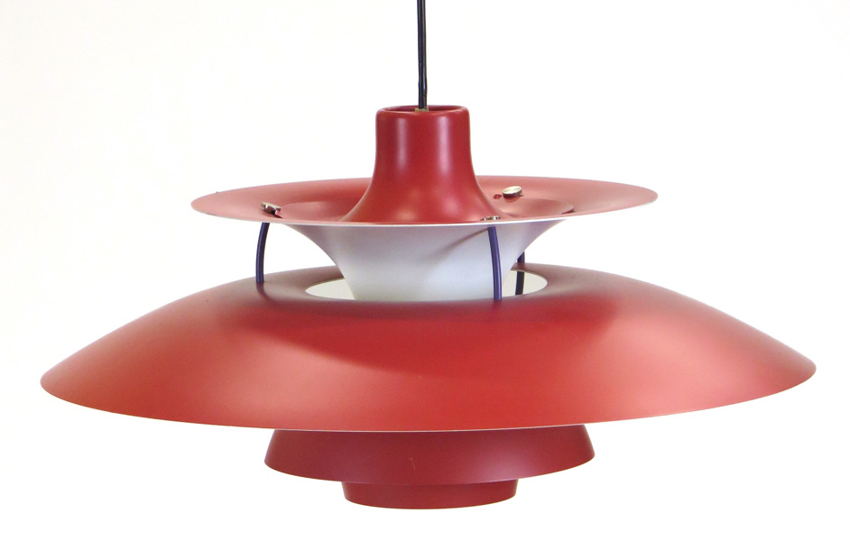 Henningsen, Poul för Louis Poulsen, lampa rödlackerad plåt, modell PH5, dia 50 cm_4239a_8d884be73fe8e55_lg.jpeg