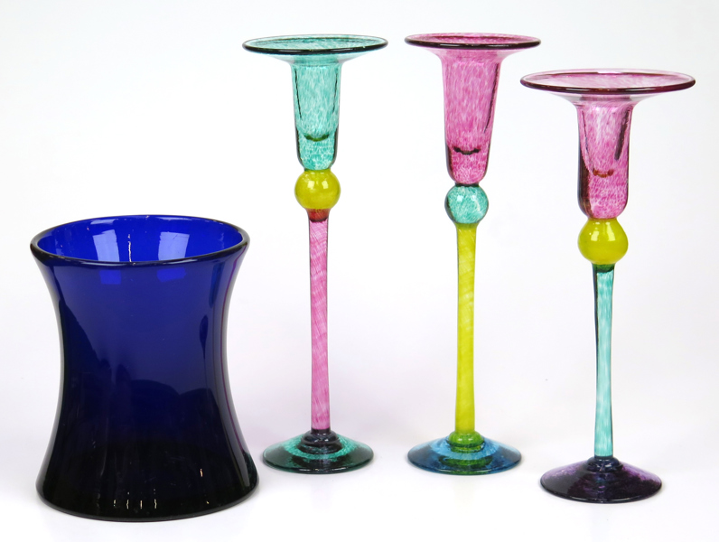 4 delar glas, bland annat 3 delar Katarina Löfström, höjd 15-25 cm