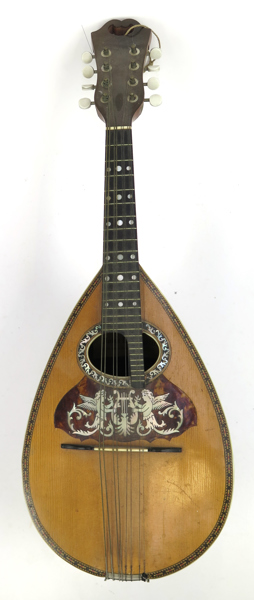 Mandolin, John D'Angelico, etikettsignerad och daterad 1932, längd 63 cm