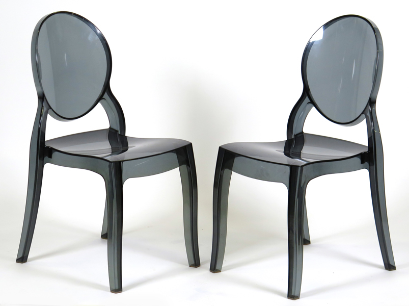 Starck, Philippe för Kartell, stolar, 1 par, rökfärgad polykarbonat, "Louis Ghost", design 2002