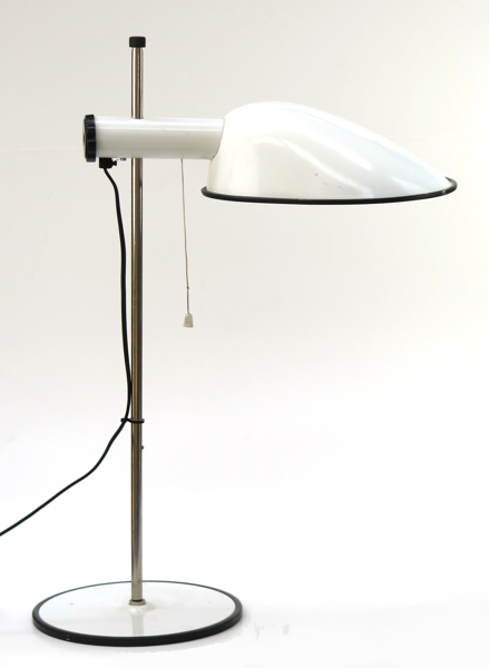 Ahlstrom, Tom & Ehrich, Hans för Fagerhults, bordslampa, vitlackerad metall och krom, modell m62622, höjd 68 cm