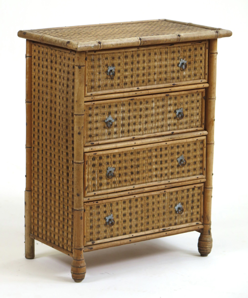 Byrå/hallmöbel, bambu och rotting, så kallad Colonial Style, 1900-talets början, 4 lådor, b 61 cm