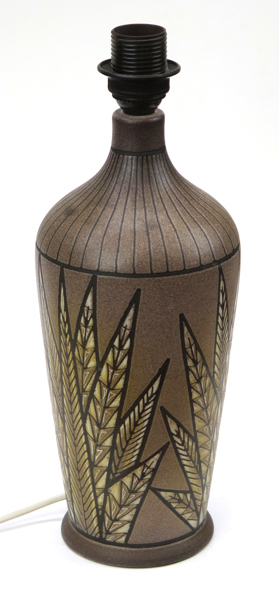 Rehnqvist, Bonnie för Törngrens, bordslampa, dekor av blad mm, höjd inkl skärm 57 cm