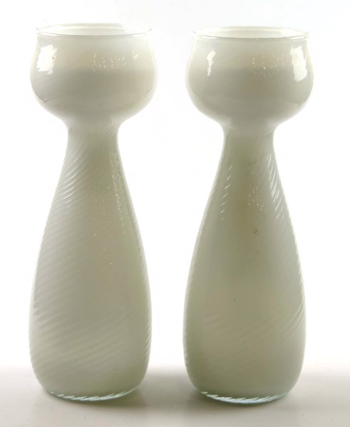 Bang, Michael för Fyens Glasvaerk, vaser, 1 par, vitopak glasmasssa, "Hyacintglas", design 1980, _5316a_8d8a10dc8e01655_lg.jpeg