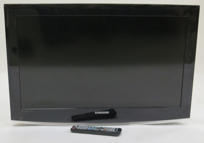 TV, Samsung, 32 tum, LCD_6067a_lg.jpeg