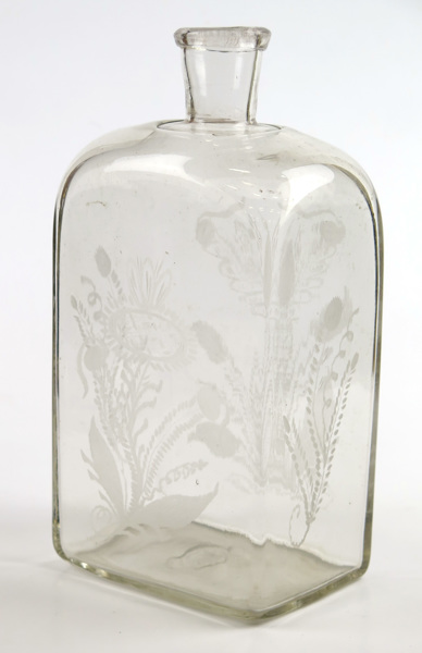 Plunta, glas, 1800-talets 2 hälft, slipad dekor av växter,_6133a_8d8c2ee17ea6532_lg.jpeg