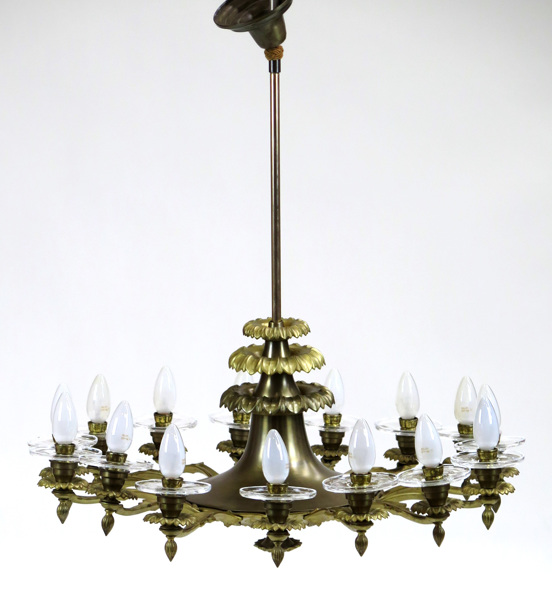Taklampa, brons, Tyskland, 1900-talets 1 hälft, 15 ljusarmar,_6205a_8d8c38d1526b3a5_lg.jpeg