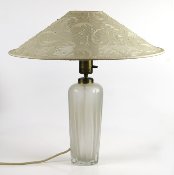 Okänd designer, 1940-50-tal, bordslampa, glas med mässingsmontage, _6342a_8d8c3c5615768b6_lg.jpeg
