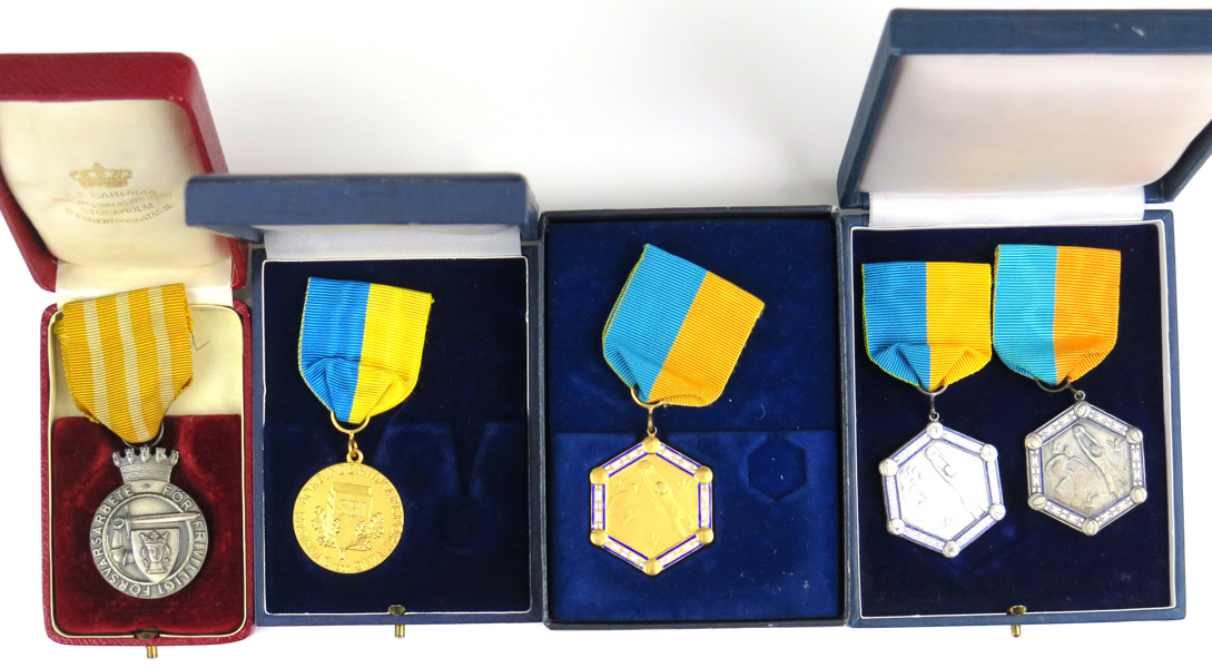 Medaljer, 5 st, (2 silver) Svenska Fotbollsförbundet mm,_6594a_8d8d1cf83580fff_lg.jpeg