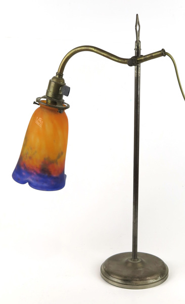 Okänd designer för Müller Frères, Lunéville, bordslampa, mässing med glasskärm, _6829a_lg.jpeg
