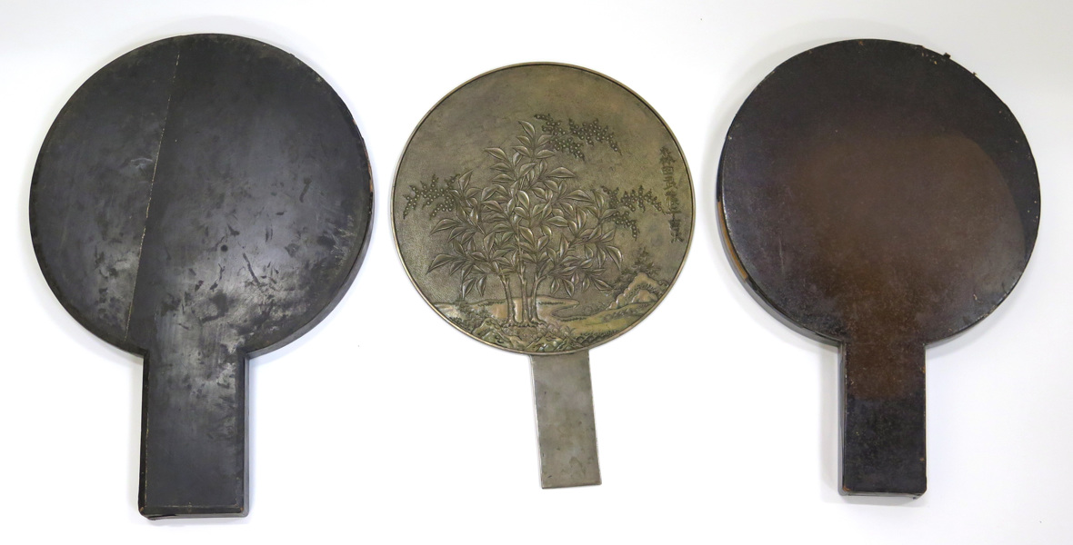 Handspegel i etui, brons, Japan Meiji, sekelskiftet 1900, _6839a_lg.jpeg