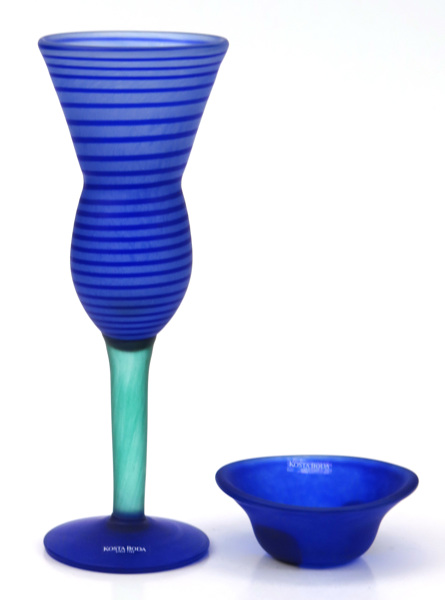Sahlin, Gunnel för Kosta Boda Artist Collection, vinglas samt skål, blå respektive randig och grön glasmassa, Amazon, _7341a_8d8e4934d229a16_lg.jpeg
