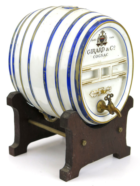 Cognacstunna, porslin med mässingskran, Girard & Cie, 1900-talets början,_9285a_8d91ba578e784b3_lg.jpeg