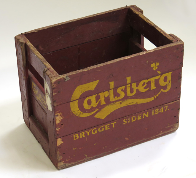 Ölback, bemålat trä, Carlsberg, 1900-talets mitt, _9479a_8d91f81b5594e71_lg.jpeg